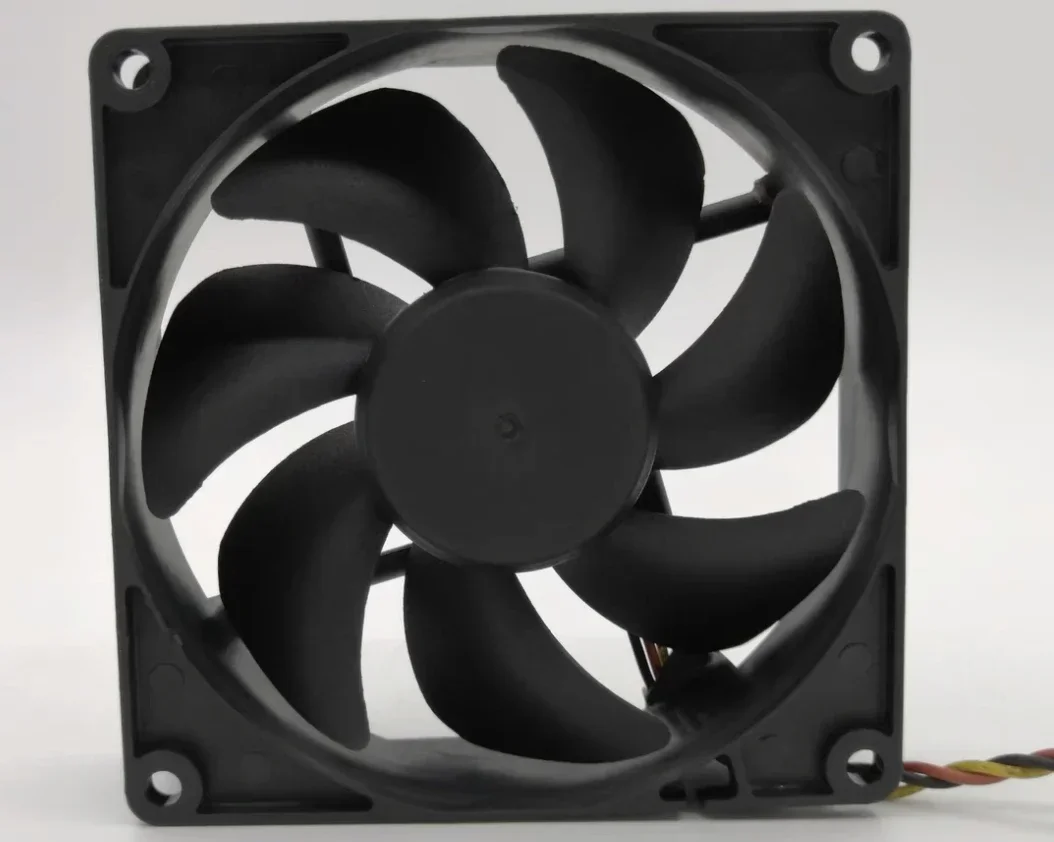New EE92251S2-Q010-C99 9025 12V 1.50W silent 9CM cooling fan 3 wires