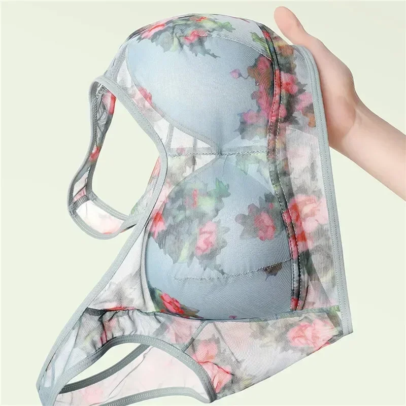 Wireless Comfortable Breathable Underwear Lightweight Cool Feeling Gathered Invisible Bra for Middle-Aged and Elderly Women