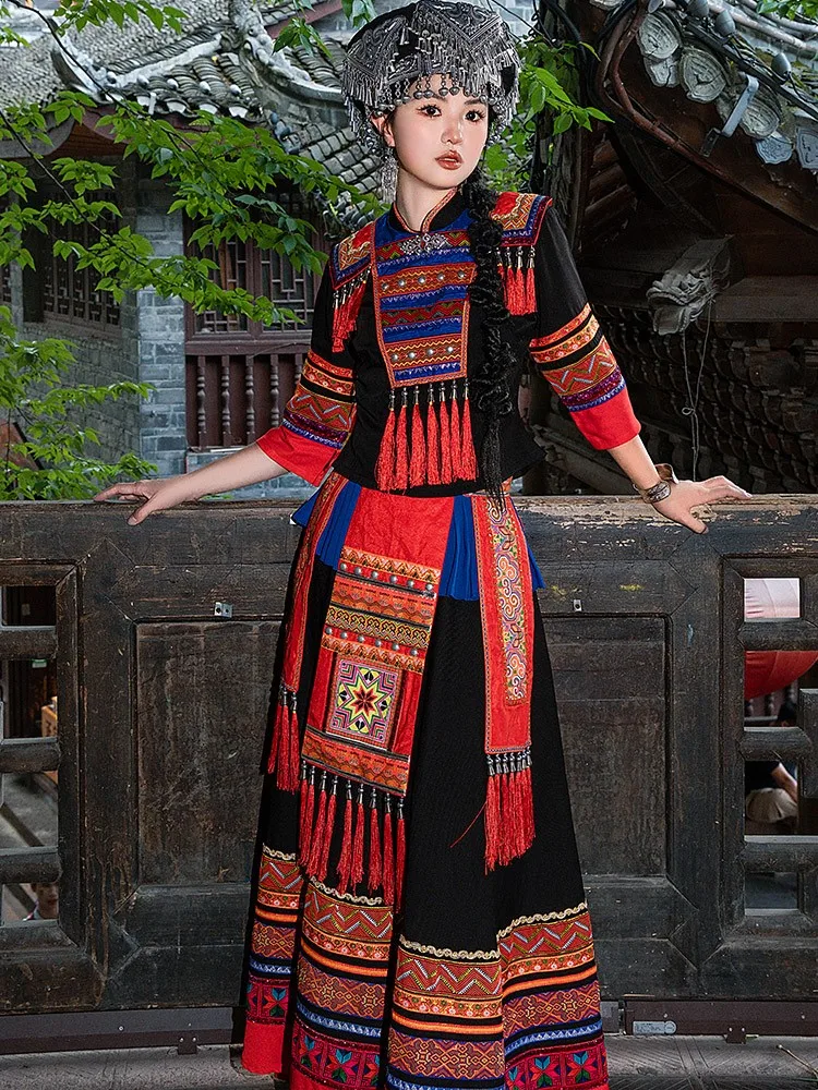 

New style of female exotic ethnic performance costumes