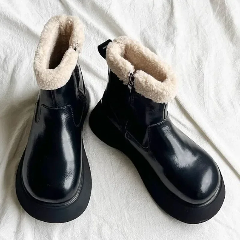 Stivali da neve per donna Stivaletti Scarpe da donna robuste Piattaforma alla caviglia Più vendita calda Antiscivolo Pu Furry Moda 2024 Protettivo imbottito