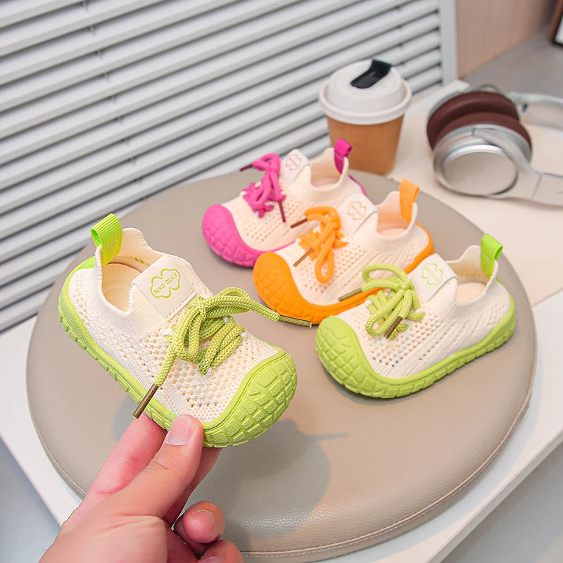 

2026 summer children's sports shoes for boys and girls soft sole non slip comfortable mesh breathable running shoes cool shoes