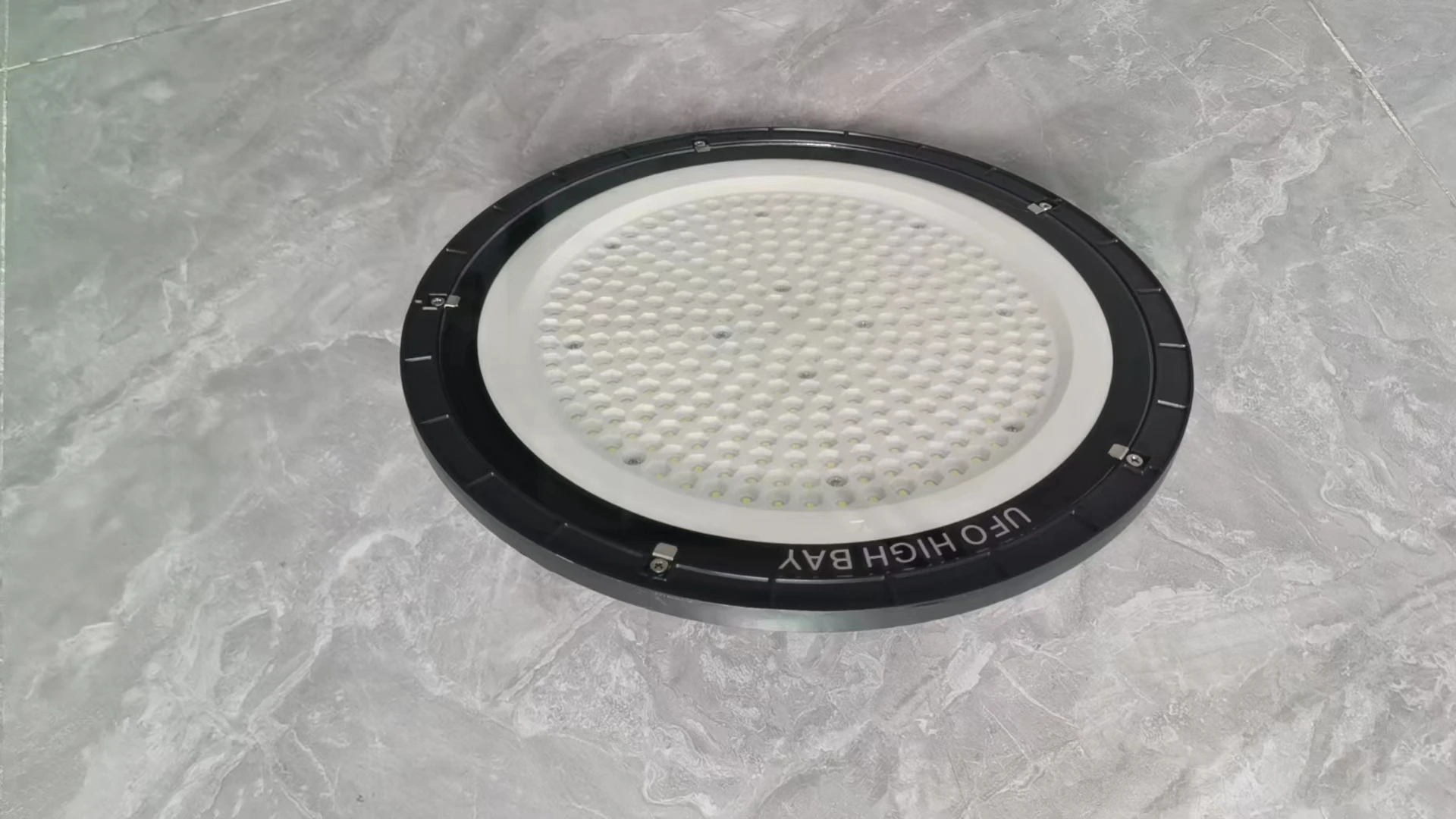 High Brightness 110lm/w IP65 led high bay light 100w ufo led high bay light AC80-300V dimmable high bay led lights