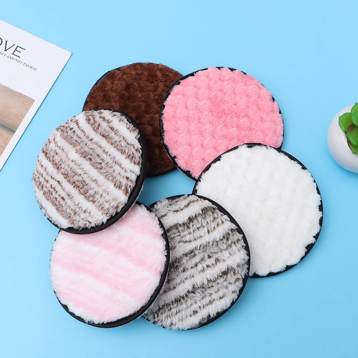 6Pcs Unloading Fluffy Facial Cleaning Makeup Remover Pads Reusable Store Women Girls Random Color