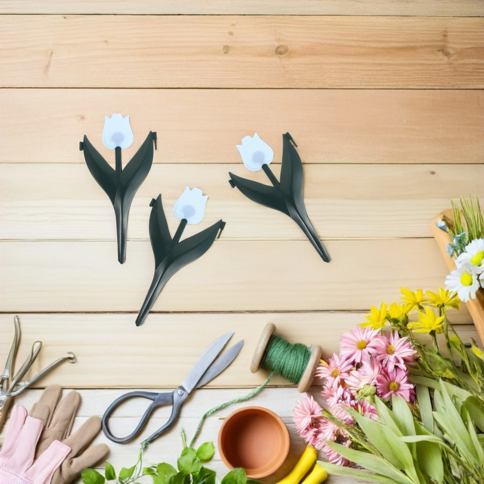 

10Pcs Outdoor Plastic Privacy Fence Tulip Flower Design Garden Edging Border Yard Fencing Landscape Patio Decorative Plastic