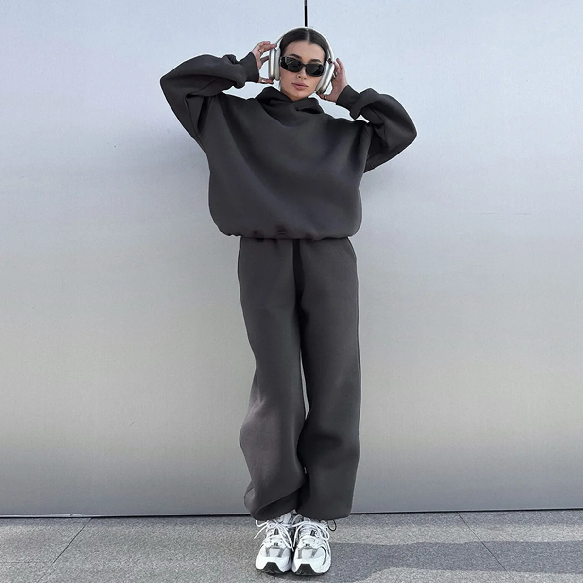 Casual Sporty 2 Pieces Hoodie Set Pure Long Sleeve Pullover Jogging Pants Fall Winter Oversize Women Sweatshirt Tracksuits