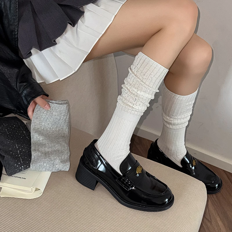 New Women Stockings Autumn Fashion Classic Color Rhinestone Socks For Women Long High Quality Knee High Loose Socks Breathable