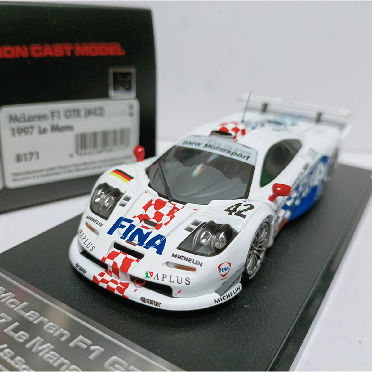 Фото Модель HPI 1:43 McLaren F1 GTR 42 LeMans 1997 из литого сплава, классическая ностальгическая коллекционная модель автомобиля, подарок для взрослых, сувенир, статическая модель для демонстрации