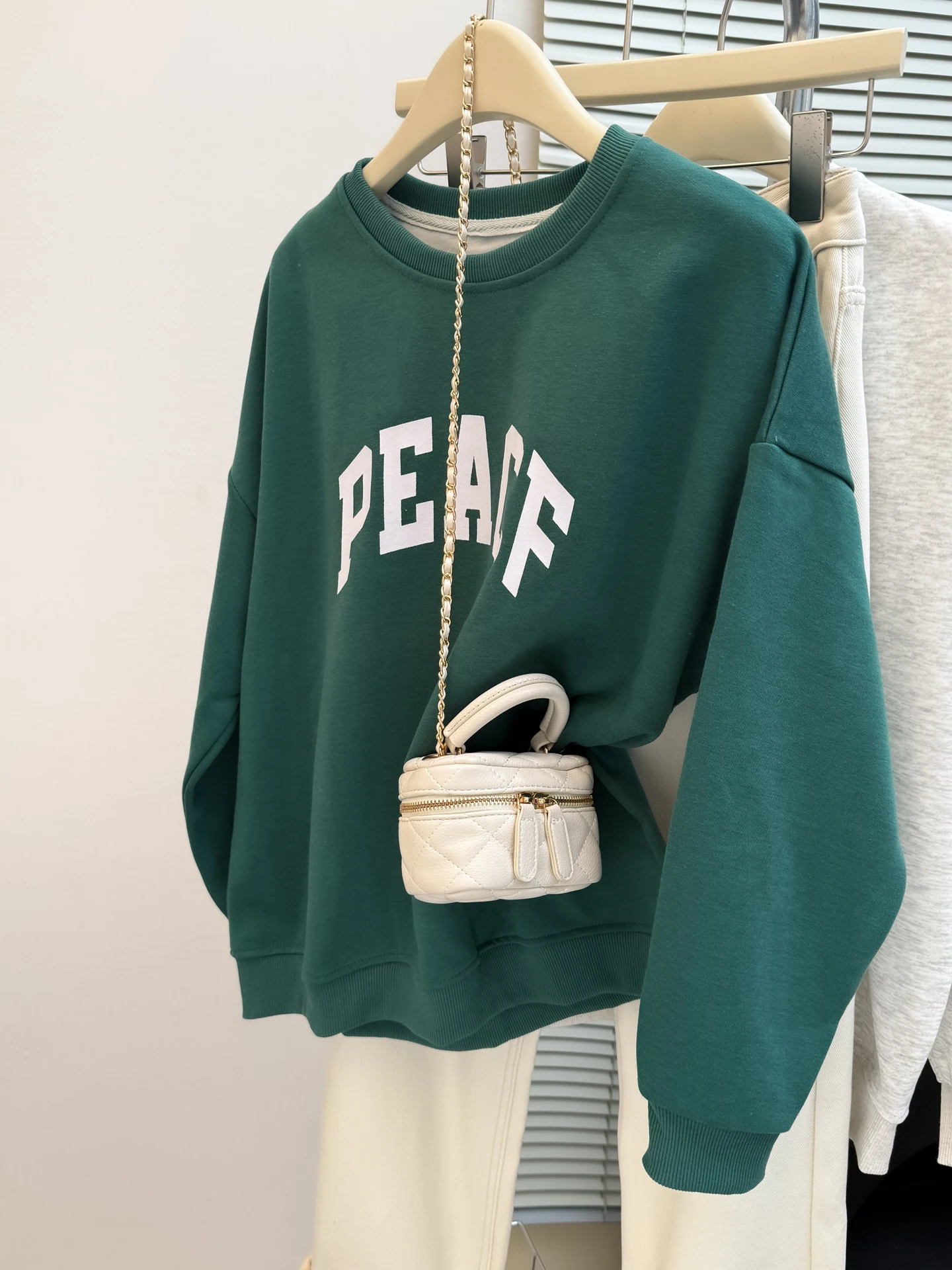 

Loose Fit Long Sleeve round Neck Sweatshirt Women's Early Autumn Thin Korean Style Casual Slimming Versatile Hatless Top