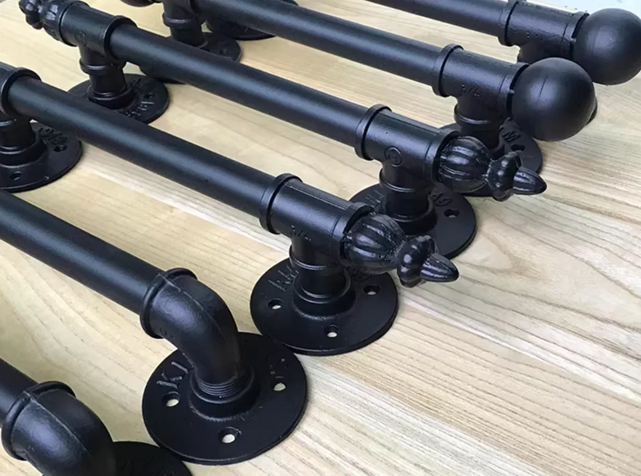 1Pc Black Iron Water Pipe Industrial Barn Door Handle Pull Vintage Grab Bar Decorative Ball Crown Finial