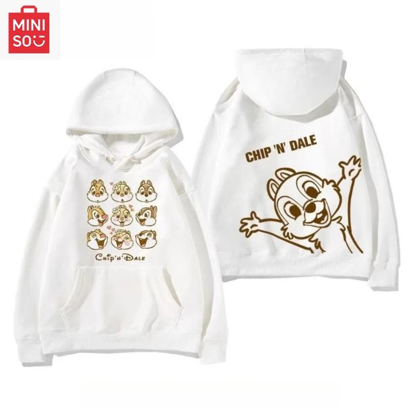 

Толстовка с капюшоном Disney and Titi Teamed Up in с белками и универсальным нарядом для пар осенью и зимой.