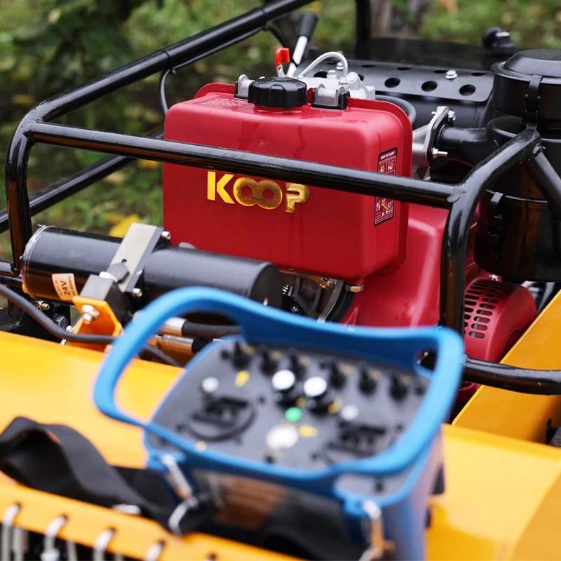 Customized tracked remote-controlled lawn mower can be equipped with a snow pushing and grass cutting machine - view 6