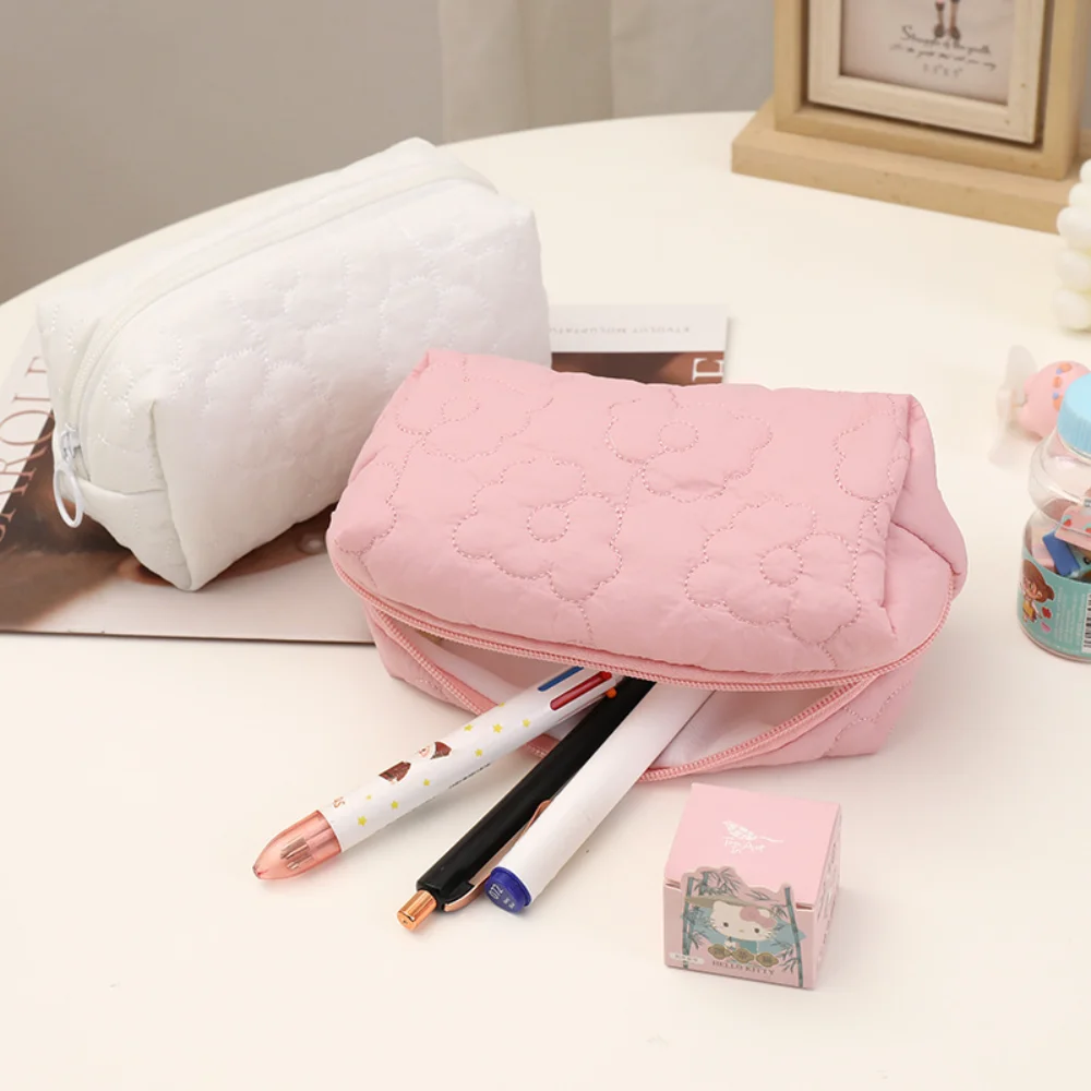 Women Flower Embroidery Cosmetic Bags Pink/White Large Capacity Organizer Zipper Pouch Makeup Bags Portable Travel Storage Bag