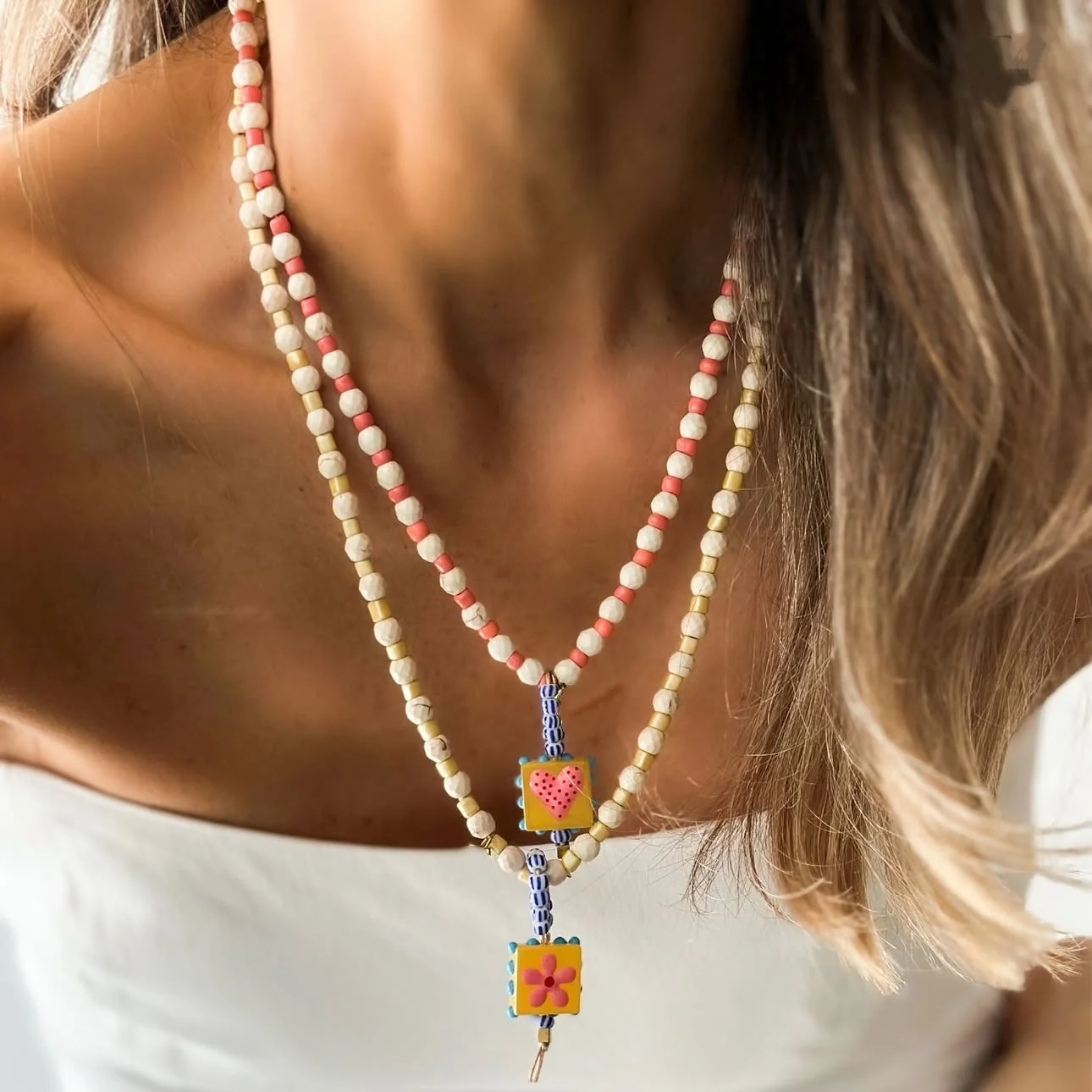 European and American French White Turquoise Bead Necklace, Heart-Shaped Glass Pendant, Sweet Sweater Chain