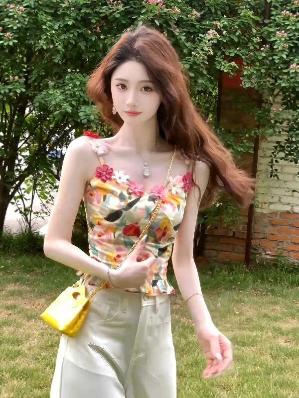 Summer New Style Women's Slim Fit Diamond Embellished Oil Painting Design Halter Top Vest Heavy Embroidery Fashionable Breath...