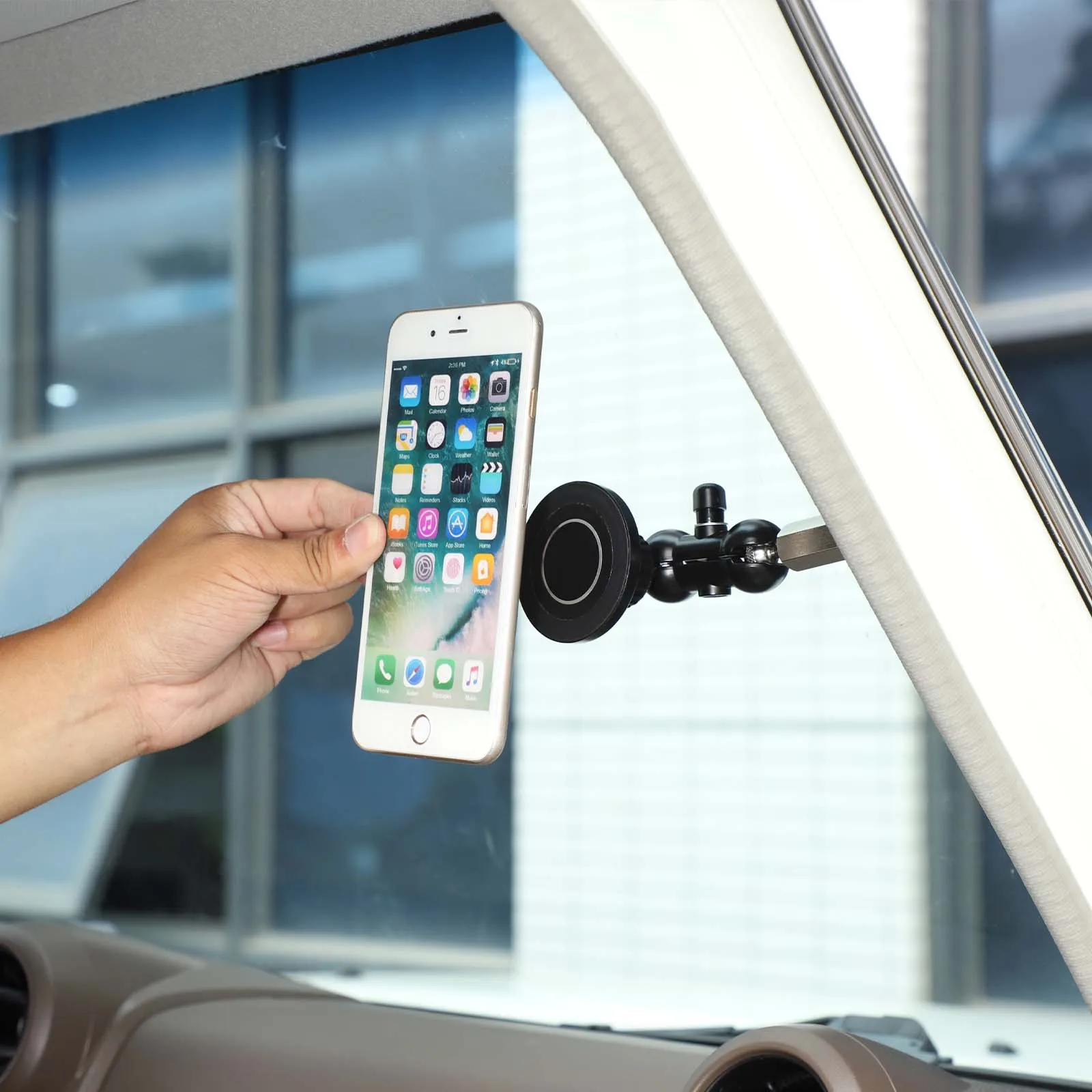 For 2007+ Toyota LC76 Co-pilot A-pillar mobile phone holder GPS navigation holder Vehicle special holder Auto accessories