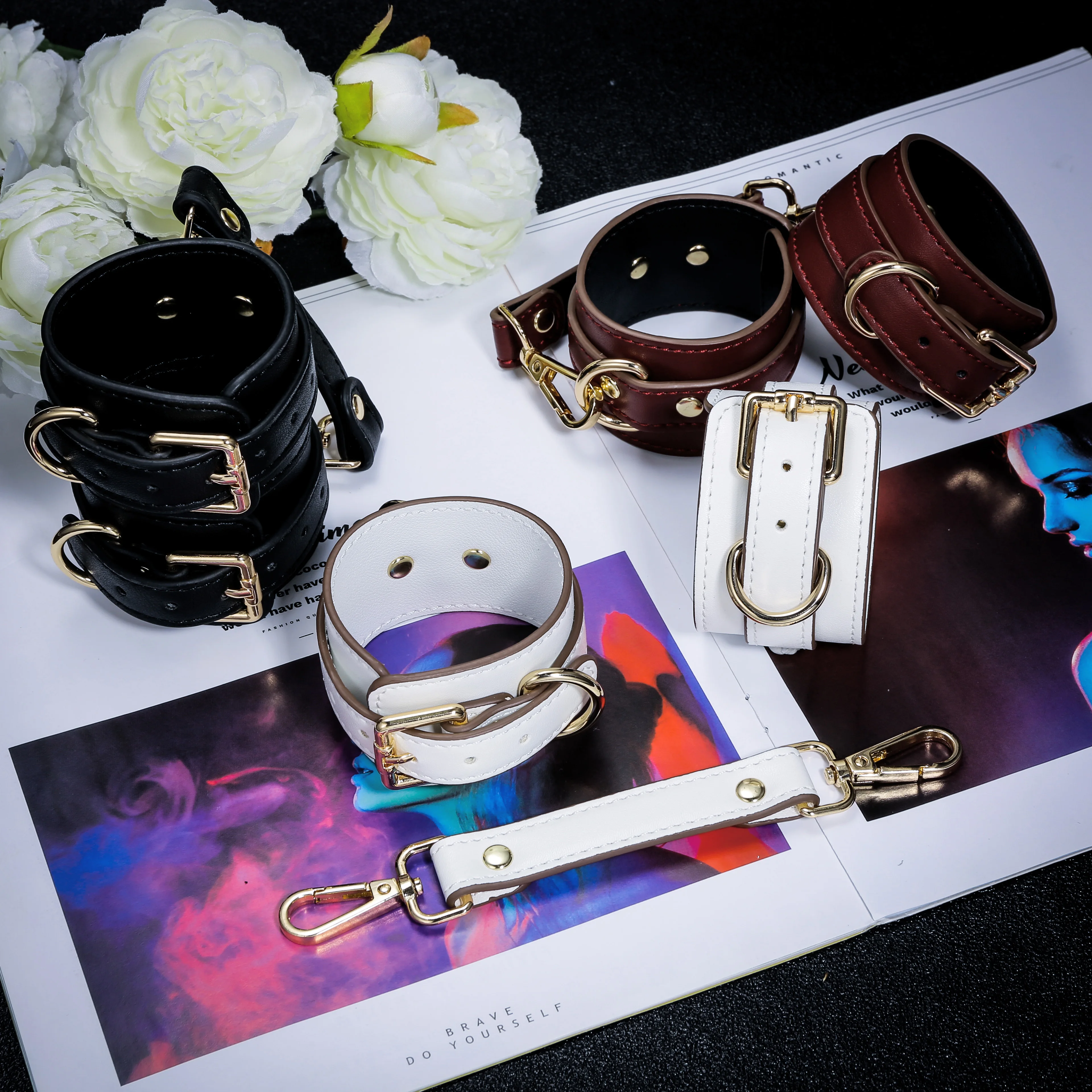 Punk Gothic Rivet PU Leather Studded Handcuffs BDSM Bondage Wrist Cuffs with Rivets Slave Restraints for Couples Adult Sex Games