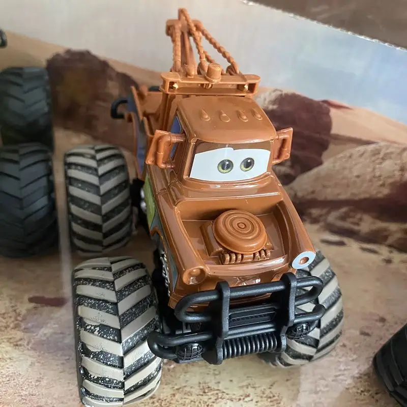 Disney Pixar Cars Speelgoedset met Lightning McQueen Jackson Storm Mack - Pull-Back Truck Modellen Kinderspeelvoertuigen Cadeau