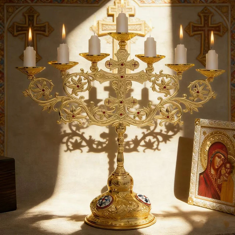 Neuer 2026 Eleganter Vergoldeter Orthodoxer Siebenarmiger Kerzenleuchter mit Roten Akzenten für Gottesdienste und Heimische Andachtsräume – Detail 3