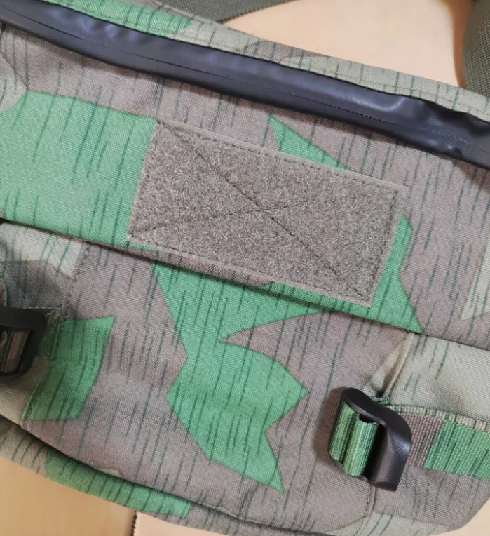 German Splitter Camouflage Waist Bag Man Outdoor Green view 3