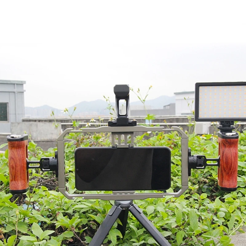

Portable Phone Video Stabilizers Cage with Handgrip and Accessory Mounts for Vloggers Drop shipping