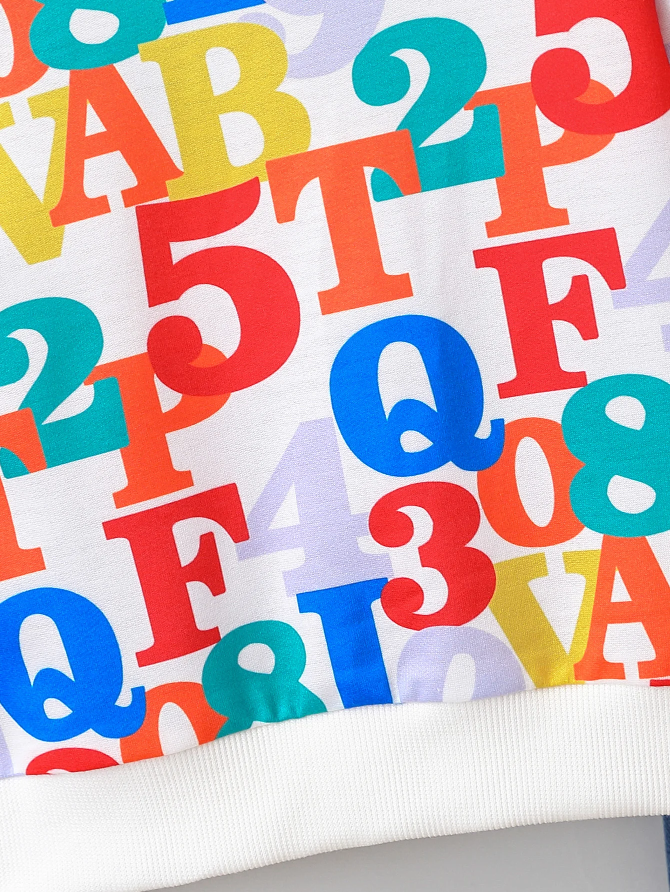 طقم جينز كاجوال للأولاد مطبوع عليه أرقام حروف، تصميم بفتحة خصر مرنة، مريح للارتداء اليومي، طباعة شخصيات متعددة الألوان #4