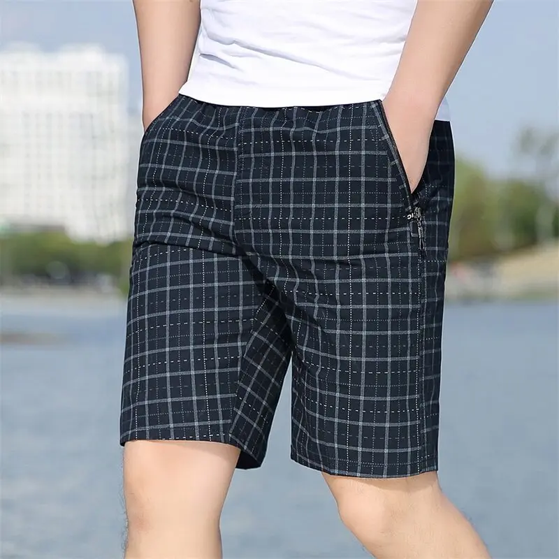 Stylish Plaid Printed Knee Pants Men\'s Clothing Basic Loose Beach Summer Zipper Pockets Summer Mid Waist Elastic Casual Shorts