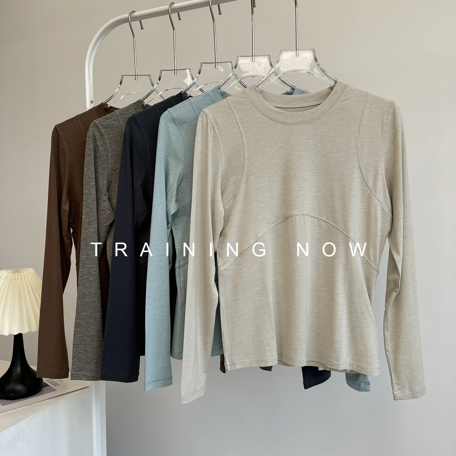 

Yoga clothes long-sleeved women's slimming quick-drying breathable sports tops round-neck stretch Pilates running fitness