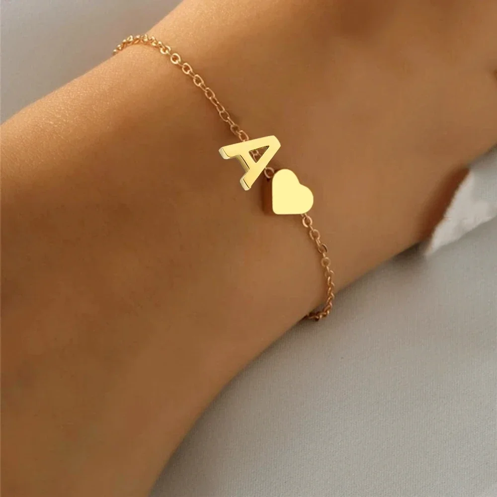 2024 New in Punk 26 Initial Alphabet With Heart Pendant Summer Beach Bracelet Accessories Best Gift For Women Jewelry Wholesale