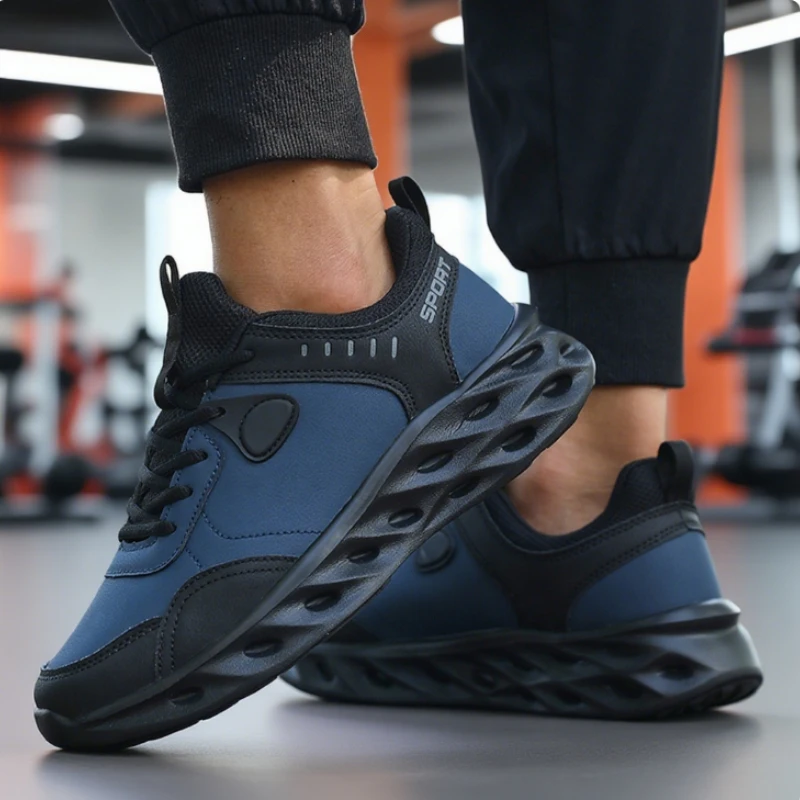 Men's Lace-Up Casual Shoes Lightweight Outdoor Sports Shoes for Men's Fashionable Breathable Vulcanized Running Shoes Size 39-46