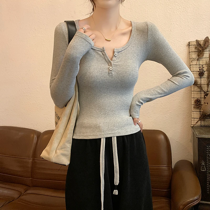 AOSSVIAO 2026 Herbst Damen T-Shirt Stilvolles Langarm-Shirt in Unifarbe mit O-Ausschnitt, schmal geschnittenes Basic-Top, vielseitiges Layering-Oberteil. – Detail 13