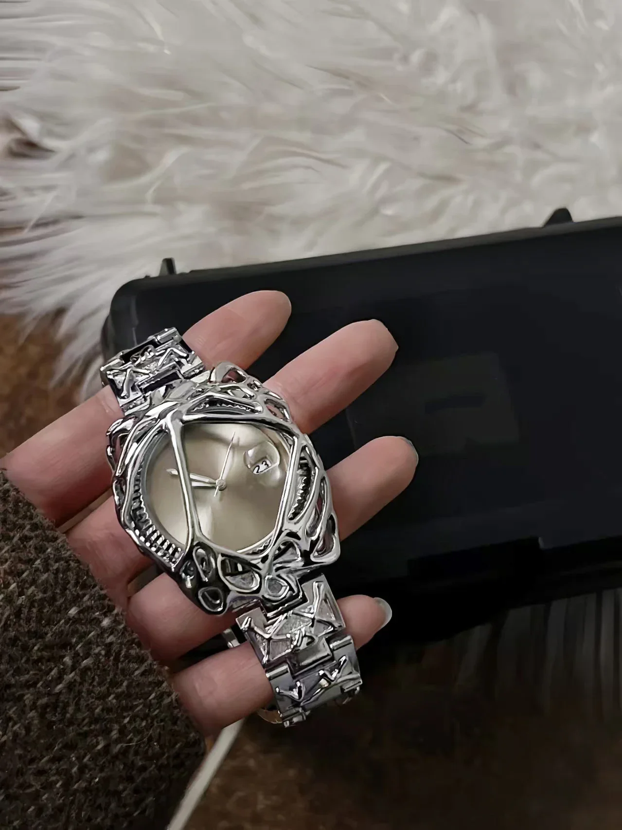Medieval watch spider web venom special-shaped watch niche senior men