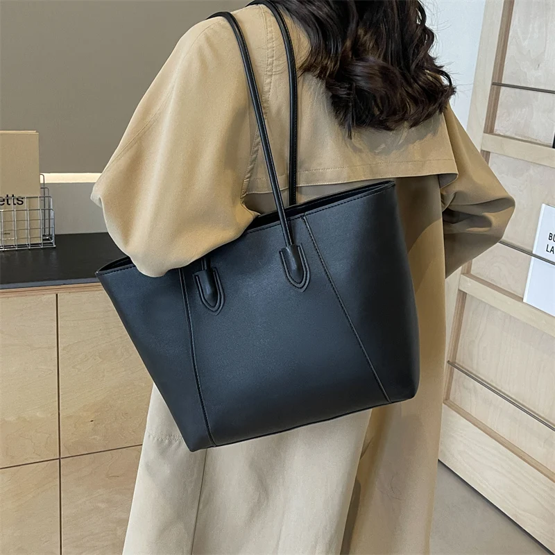 Hot Selling Light Luxury Sewing Thread Zipper Women\'s Handbag 2024 New High-end Fashion PU Women\'s Commuter Shoulder Bag Bolsa