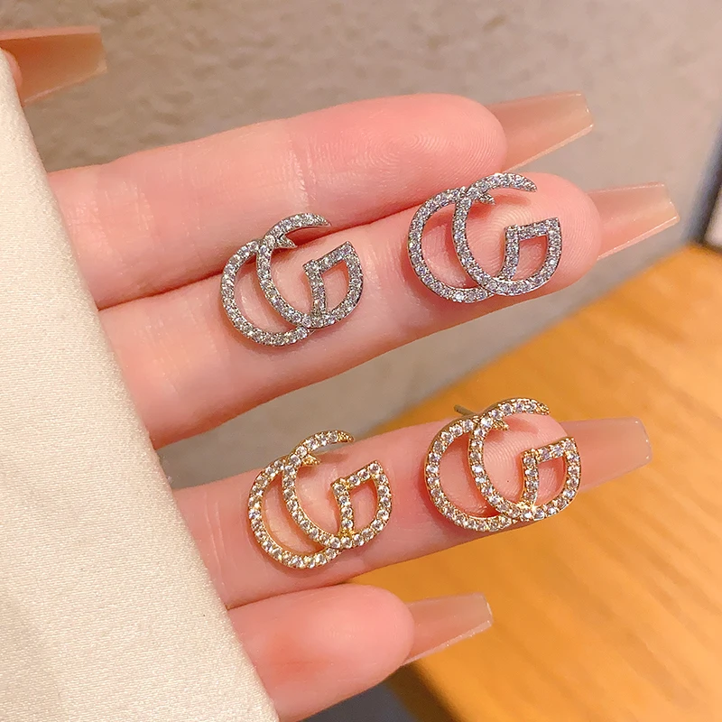 He nueva personalidad creatividad cuentas de arroz letra de latón pendientes de gota de novia para mujer adecuado para boda al por mayor