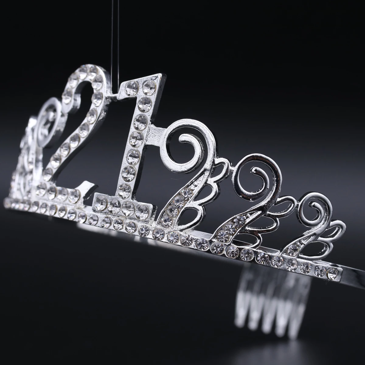 

1 set 1 Set 21 Rhinestone Crown Hair Comb Letter Print Sash Birthday Party Accessory Lightweight Sparkling Tiara Headpiece Queen