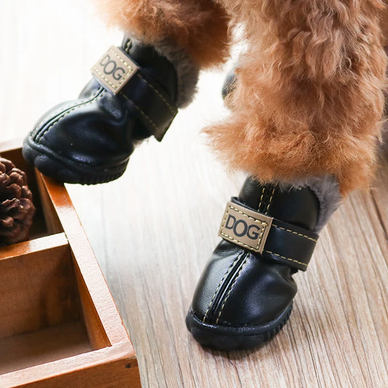 4Pcs/set Winter Pet Shoes Waterproof Thick Warm Leather Dog Shoes Non-slip Snow Boots for Puppy Cat Chihuahua Pug Pet Paw Care