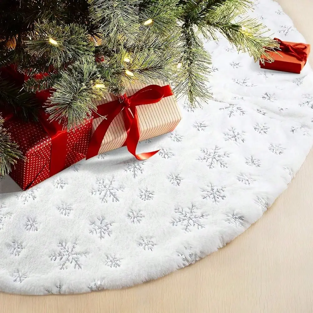 

1PC Christmas Tree Skirt -48inch/122cm Snowflake Glitter Tree Skirt, Suitable For Christmas Tree Party Decoration White Plush