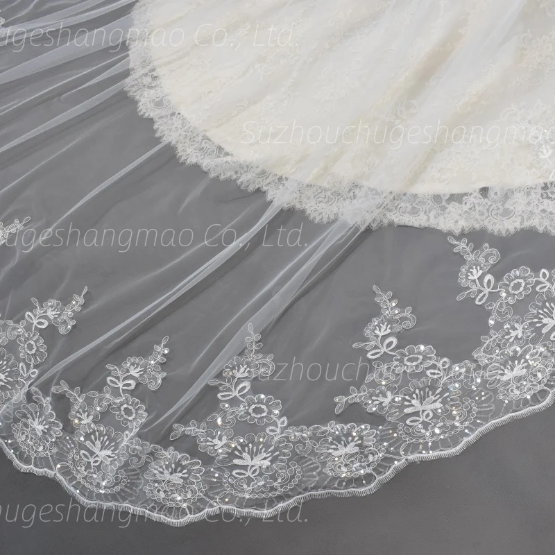 2025 Hot sell Wedding Veil Long Bridal Veils Lace Appliques Soft Net Cathedral Veil Beautiful image 6