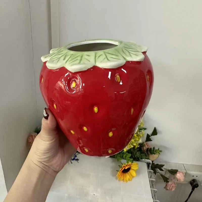 

Stylish Luxury Strawberry Vase - Trendy Cute Watering Flower Vase for Fresh Flowers, Home Decor Accent for Dining Table