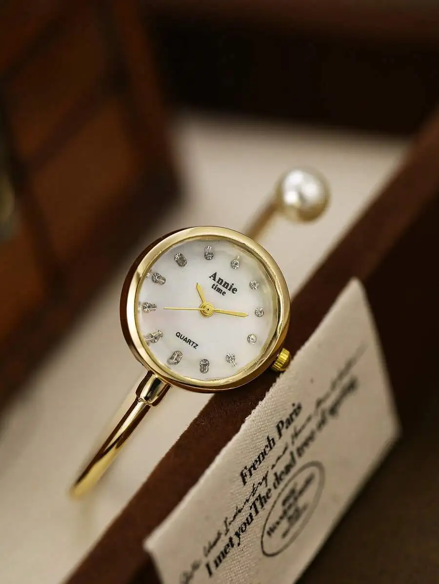 

Elegant Round Bracelet Style Womens Quartz Watch With Crystal Accents Simple Fashion Daily Wear