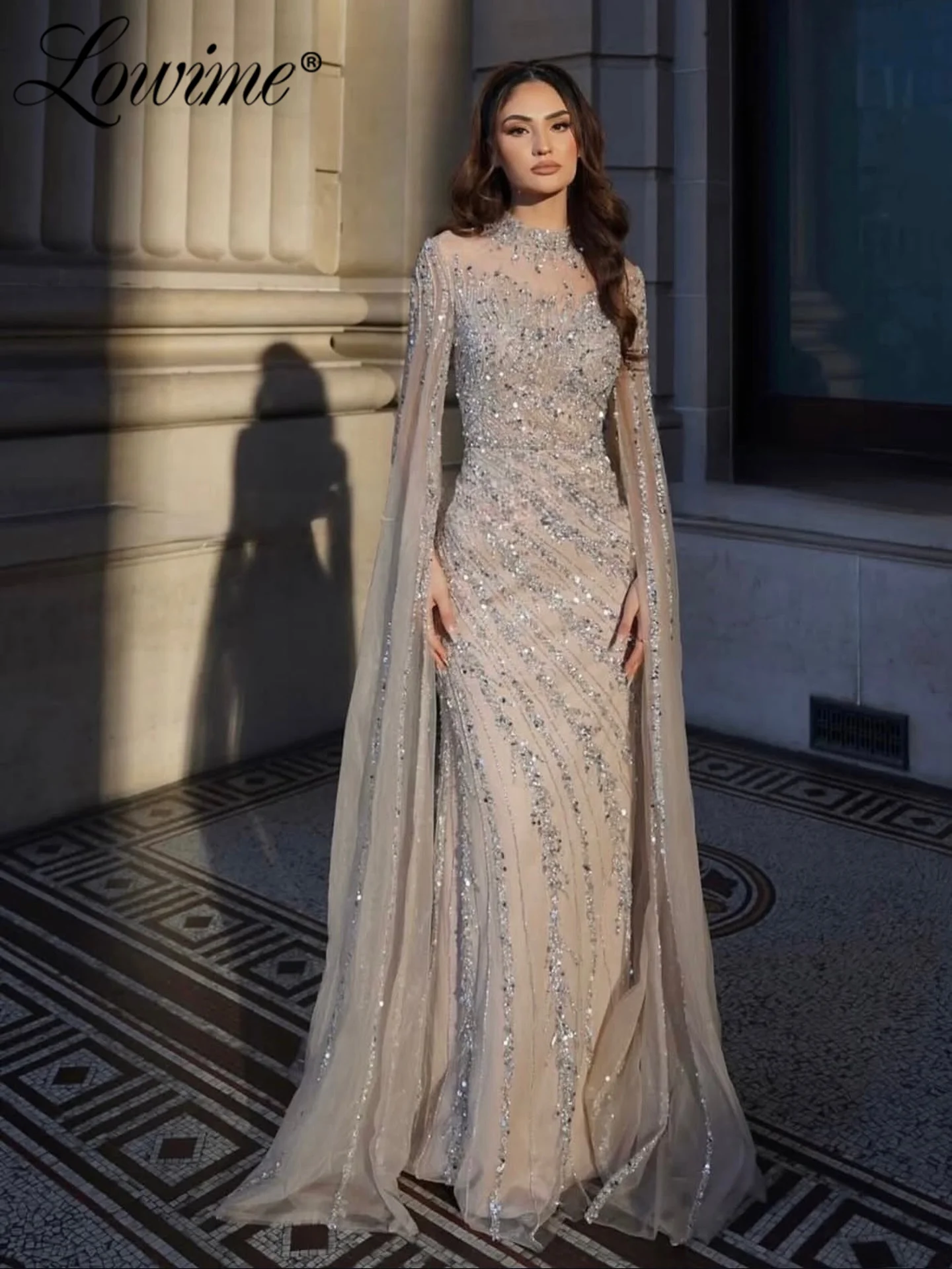 

Саудовская Аравия Вечерние платья с бисером и рукавами-накидкой и высоким воротом Индивидуальные вечерние платья в Дубае для женщин Вечернее платье для выпускного вечера знаменитостей