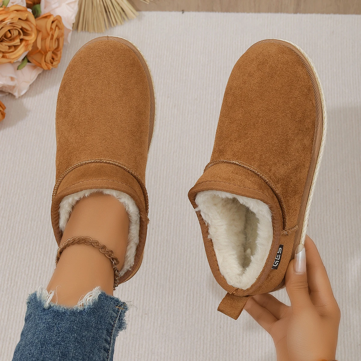 Plus-size Thick-soled Snow Boots for Women, New Winter Casual Style, Extra-thick Slip-on Cotton Boots