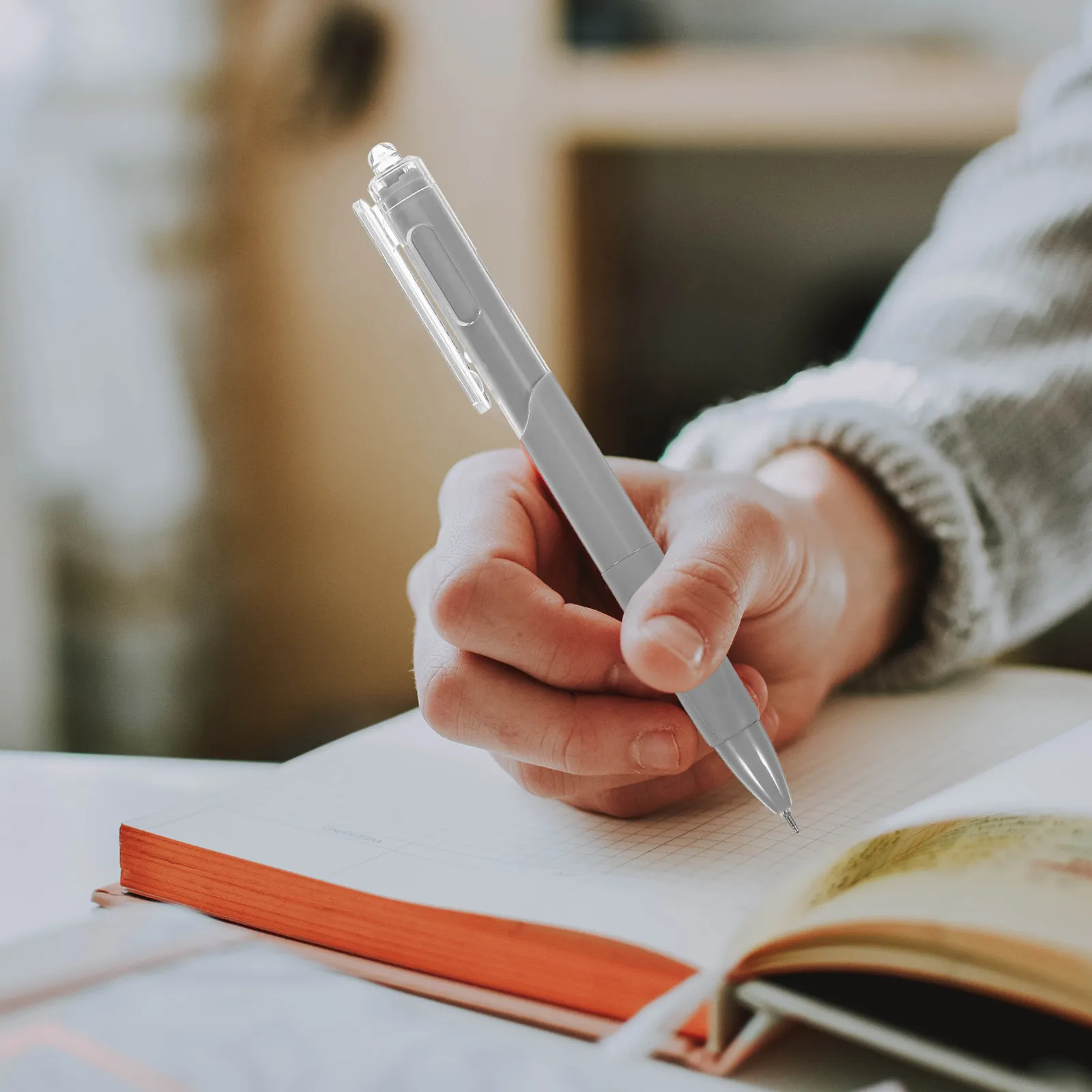 

Многофункциональные шариковые ручки, 5 шт., очаровательные ручки для письма, офисные ручки для ежедневного использования, легкие, гладкие, удобные в использовании.