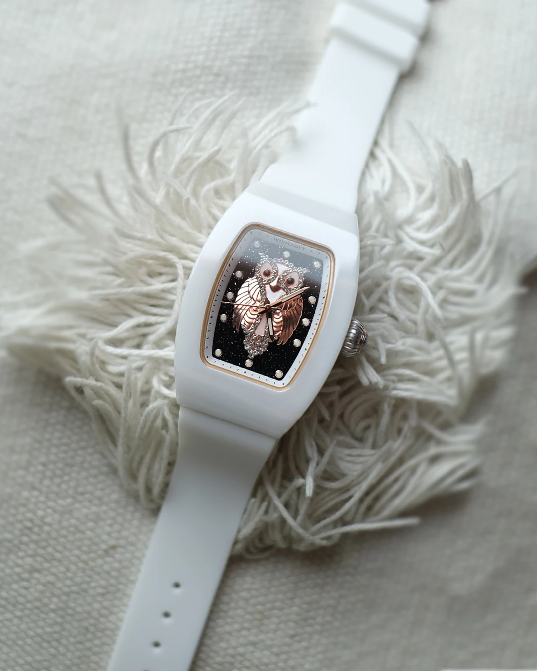 WISHDOIT Women's Owl Pattern Quartz Watch Ceramic Surface Japanese Movement 5AMT Daily Waterproof With Luminous