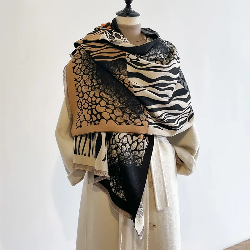 Latest Autumn Winter Luxury leopard Design Scarf Imitation Cashmere Soft Warm Fringe Pashmina Shawl Bufanda Echarpe Poncho 2024