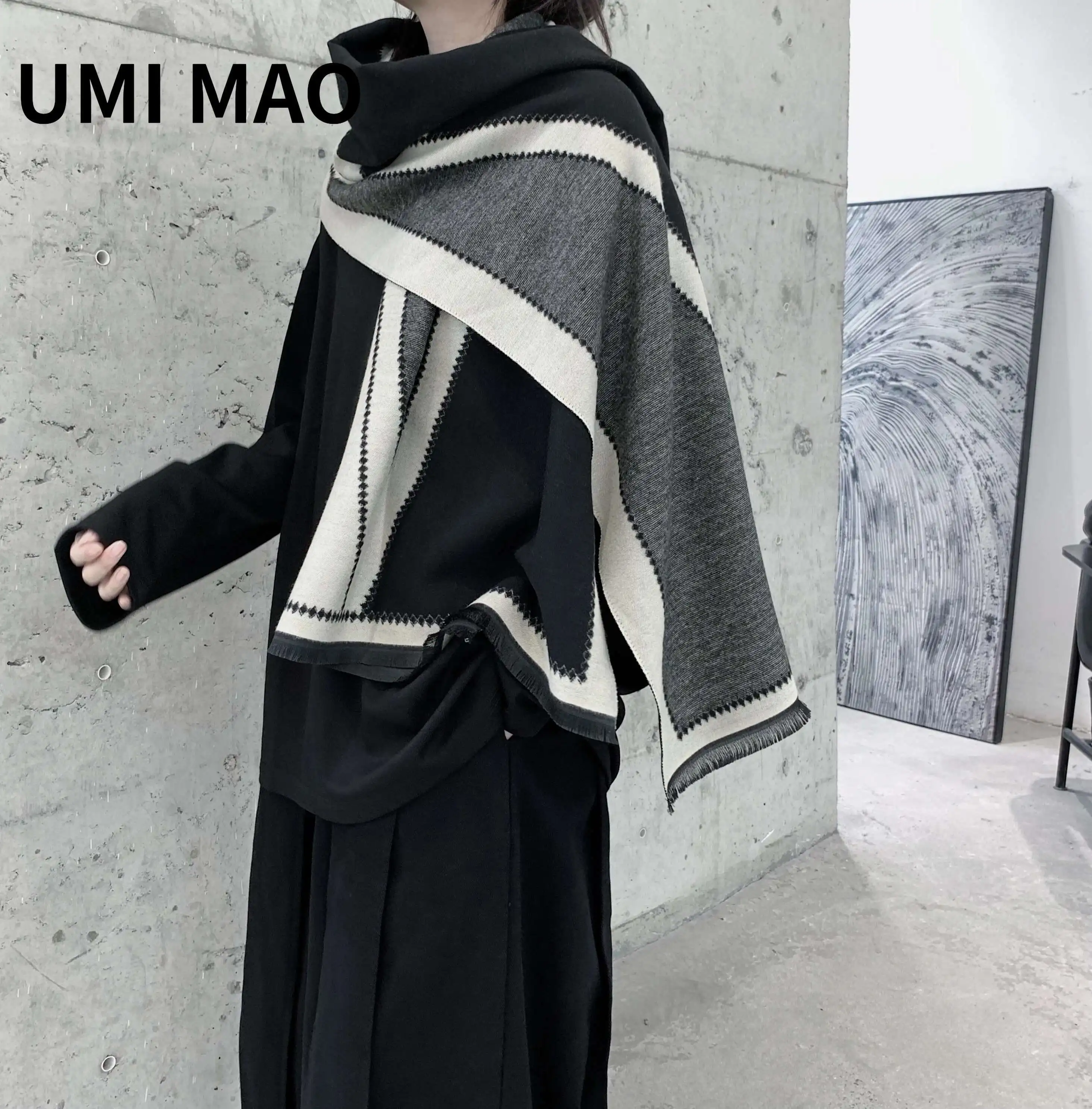 UMI MAO Yamamoto Dark Scarf Niche Model Faux Cashmere Reversible Shawl Collision Color Stitching Thick Warm Scarf Men Women Y2K