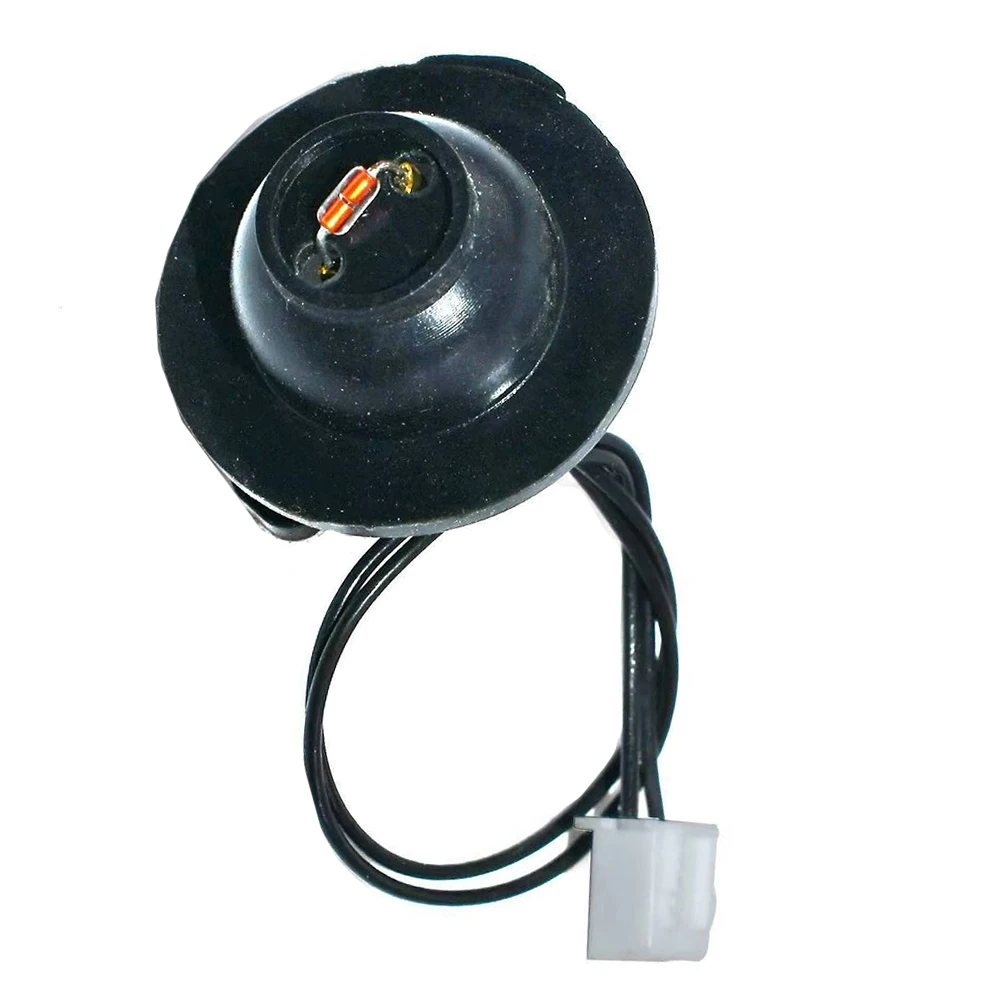 Thermal Sensor Probe for Induction Cooktops Supporting Reliable Operation in Humid and High-Heat Kitchen Conditions