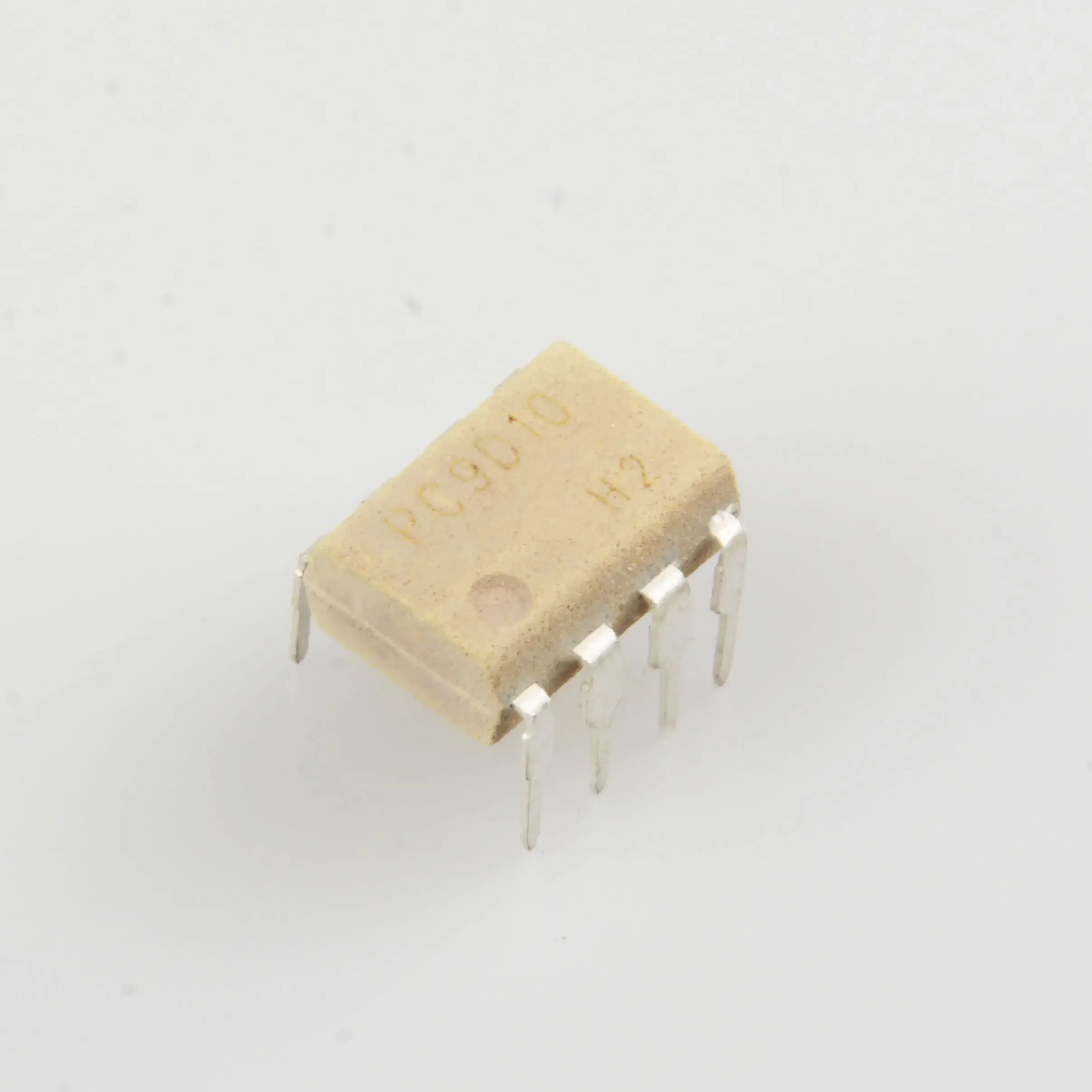 10pcs PC9D10 in-line DIP8 optocoupler, quality assurance, large quantity and excellent price