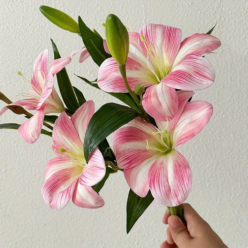 Künstliche Lilien aus Lilie, gefälschte Real-Touch-Lilien, 3 Köpfe, Knospen, künstliche Flora für drinnen und draußen, Party im Freien, Ostern, Lilienblume – Detail 1