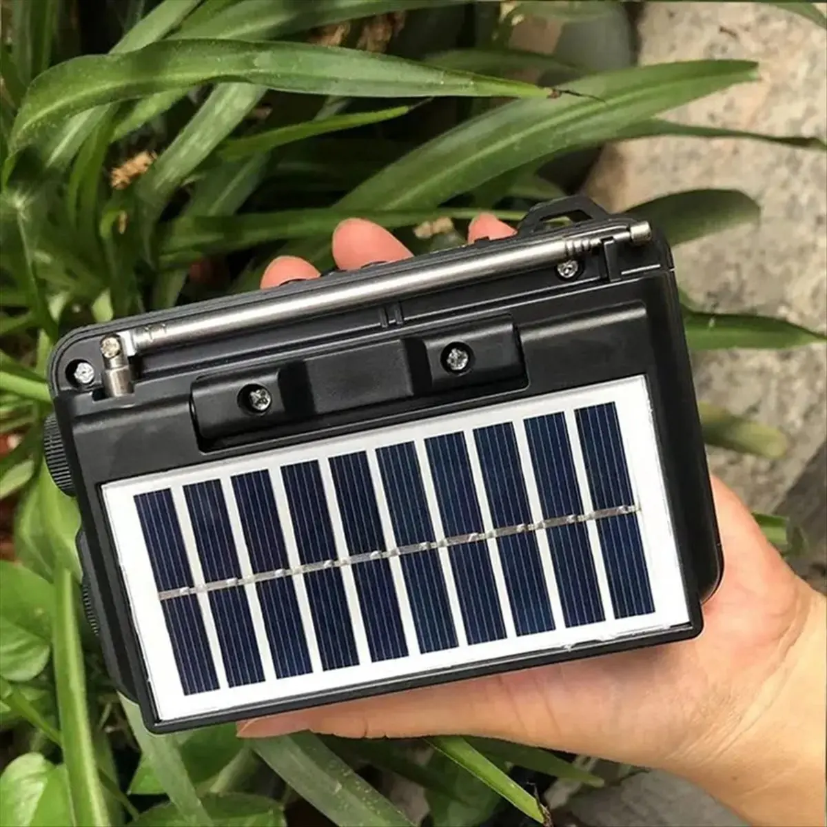 !【New Factory 】Portable Vintage FM AM SW Radio Solar Charging Emergency Radios Receiver Wireless Bluetooth Speaker Support Flash