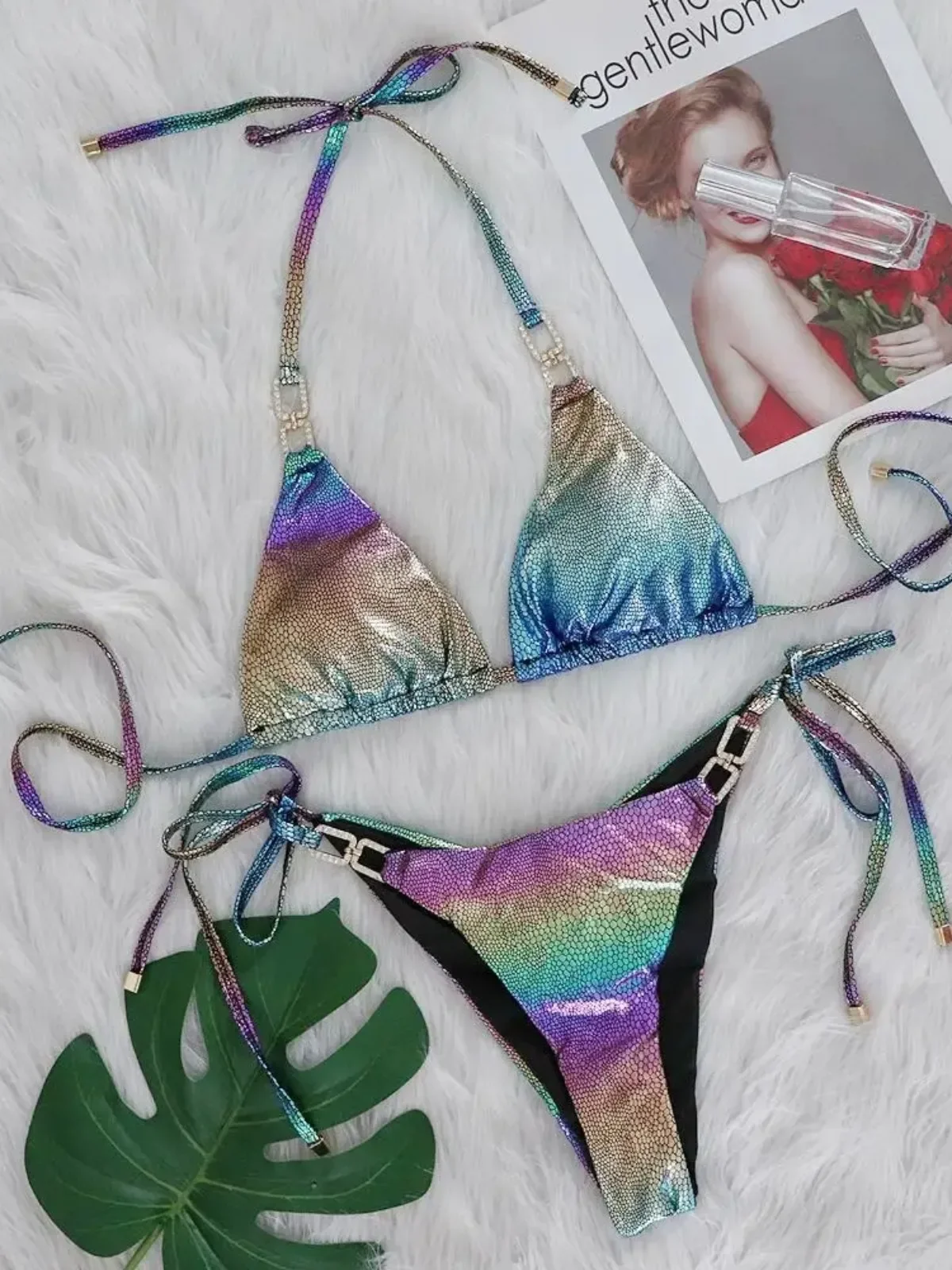 

202, градиентный раздельный купальник, женский сексуальный змеиный узор, позолоченное бикини, треугольная чашка, стринги с низкой талией, купальник, новая летняя пляжная одежда